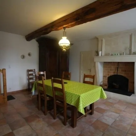בית נופש House De Robin Saint-Sulpice-de-Faleyrens