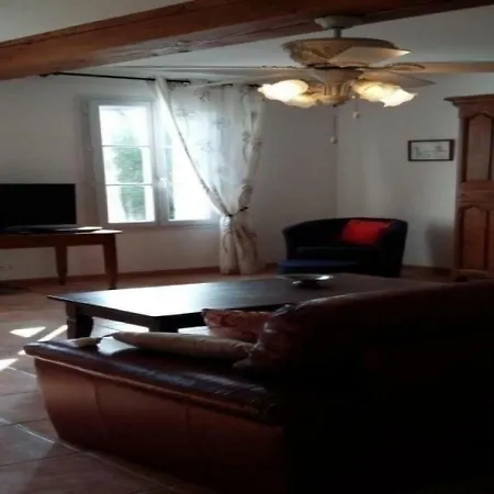 בית נופש House De Robin *