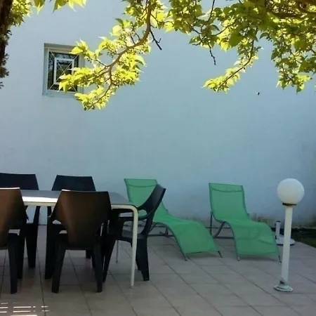 House De Robin בית נופש